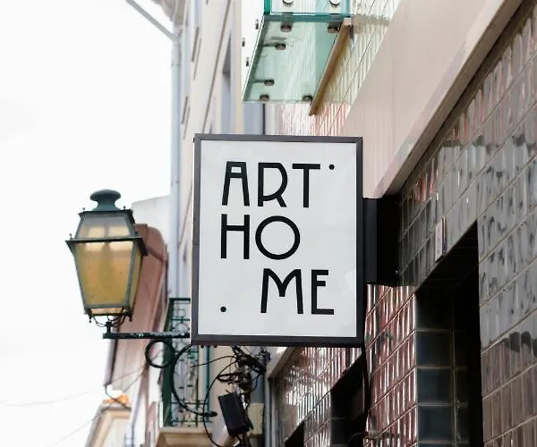 Art I *
